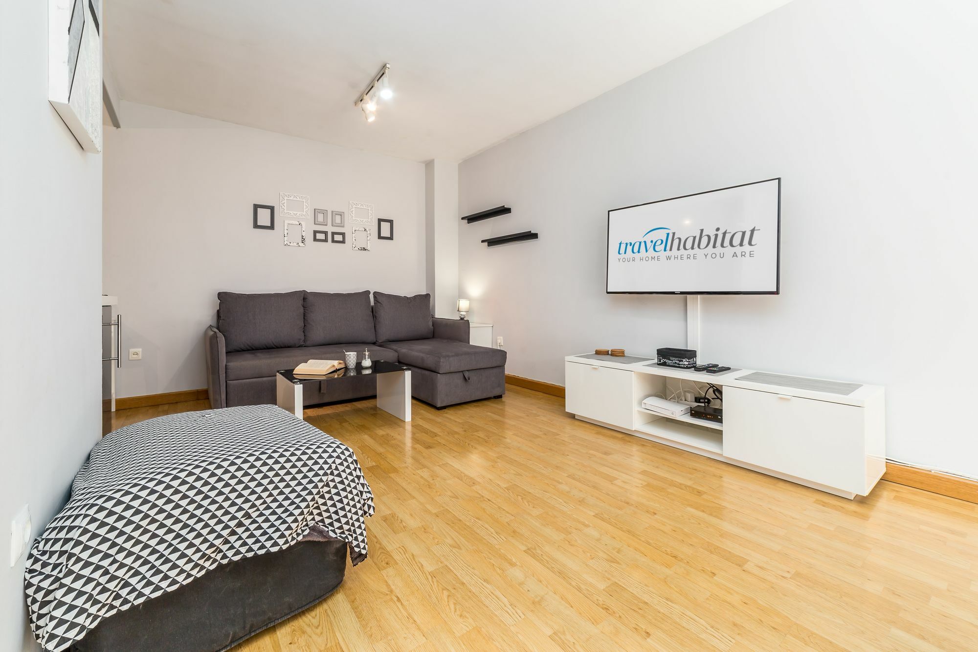 Travel Habitat Palau De Les Arts Apartment Valencia Exterior photo